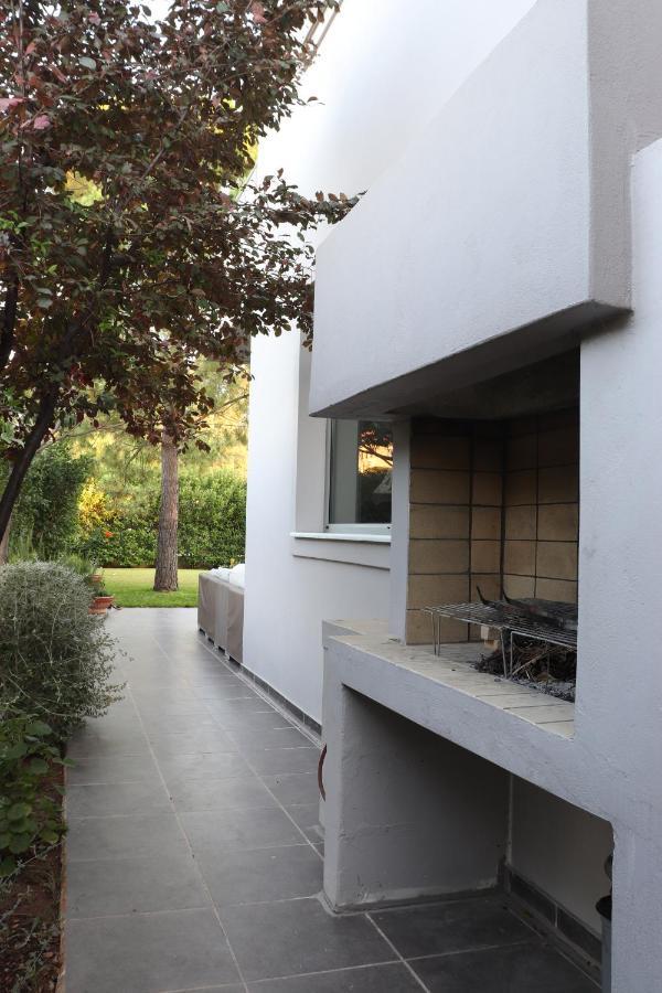 Virna S Home Schinias Esterno foto